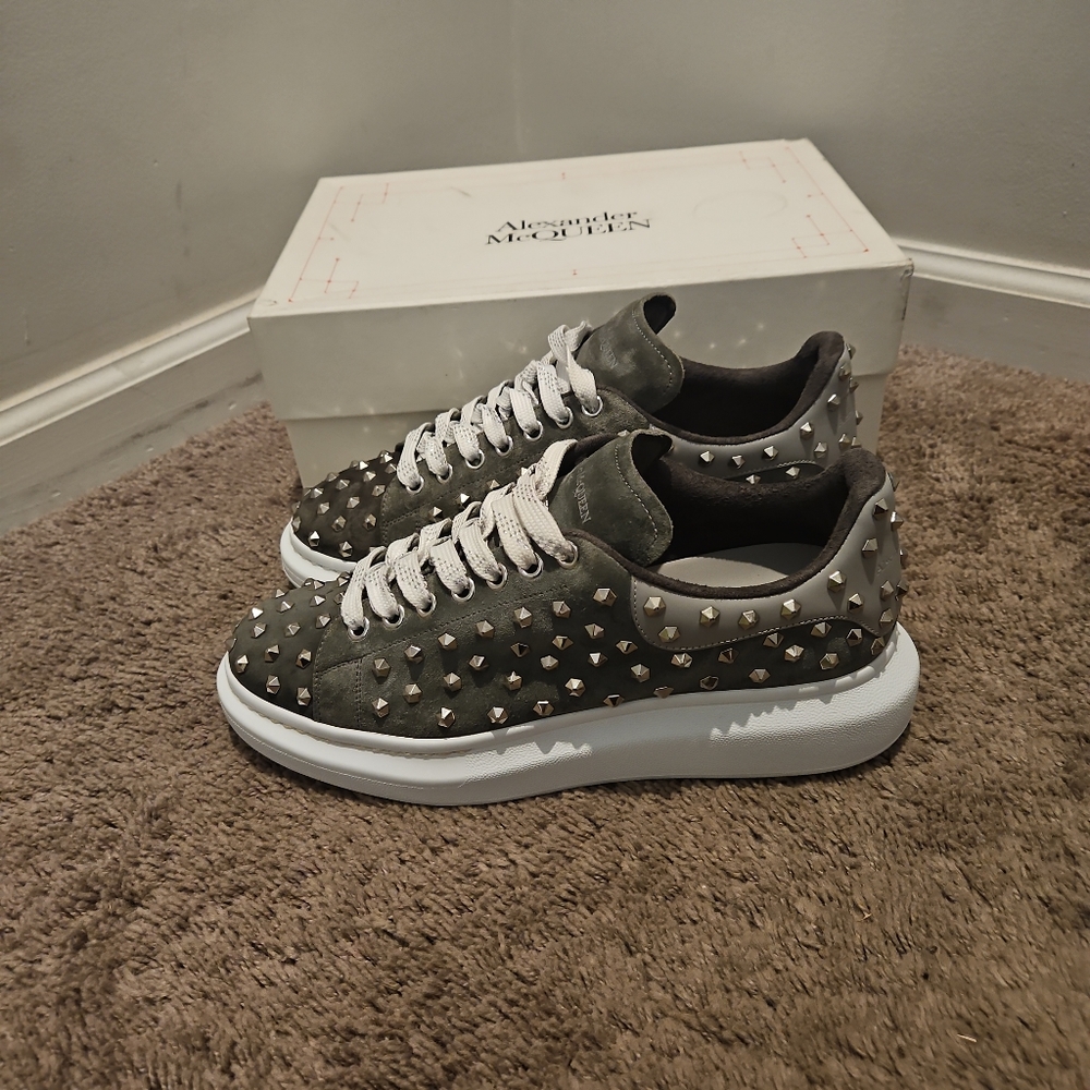 Alexander mcqueen grey suede